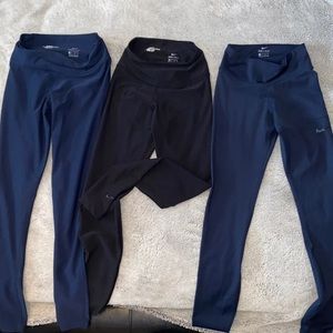 NIKE BUNDLE 3 leggings +pull over